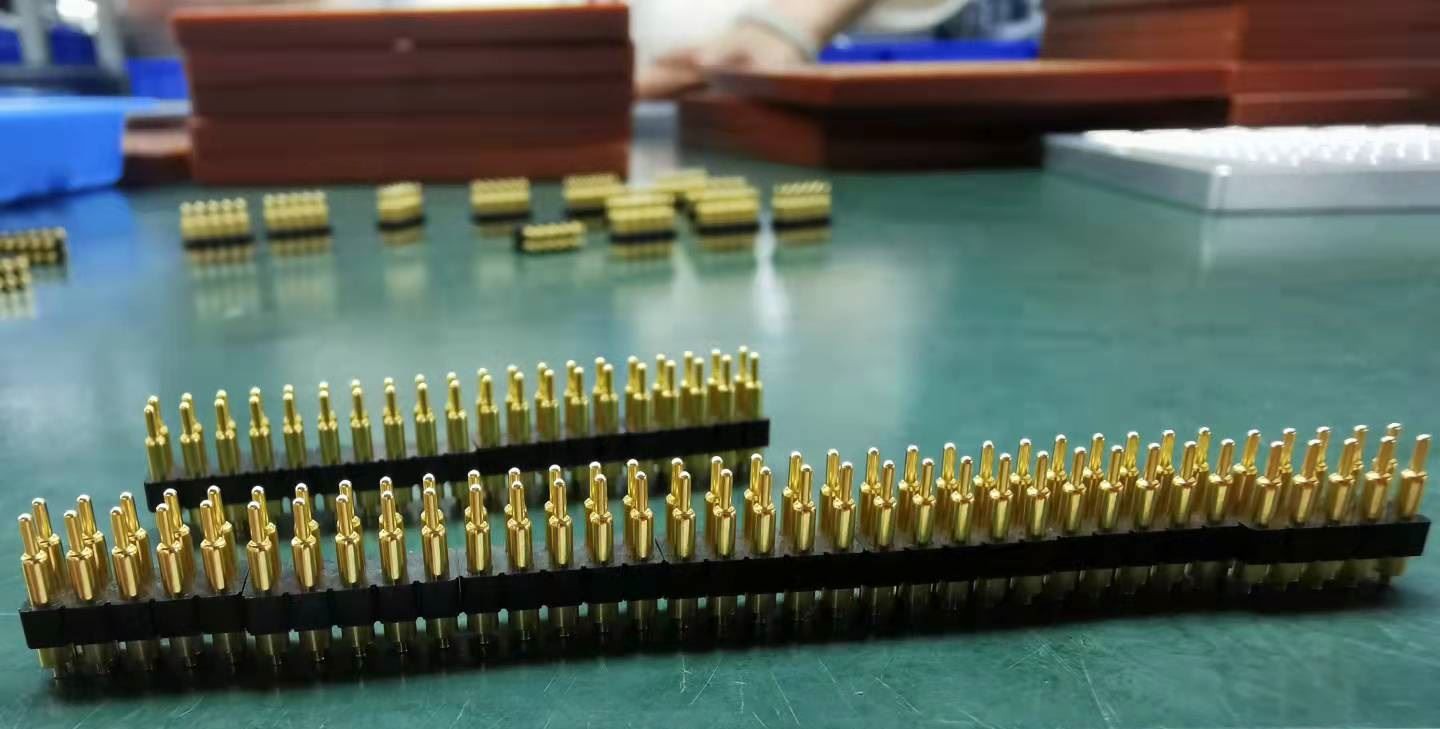 Spring-loaded Pogo pin contacts Spring-loaded Pogo pin contacts