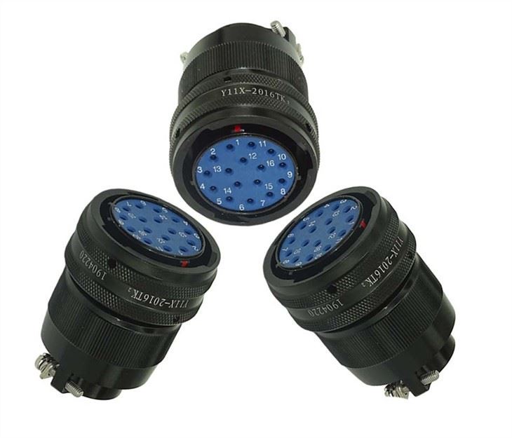 Nagyáramú autós Pogo tűs csatlakozó