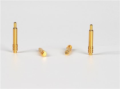 Tavasszal töltött aranyozott Pogo Pins