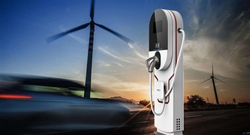 Többféle gyorstöltő csatlakozó